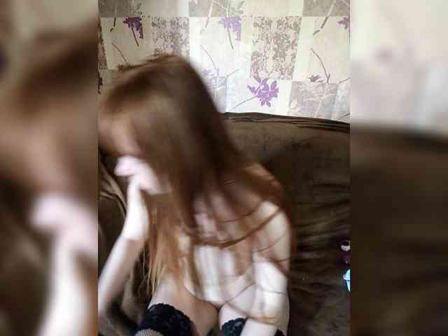 Loloshka222 webcam