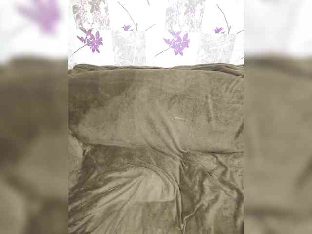 Loloshka222 webcam