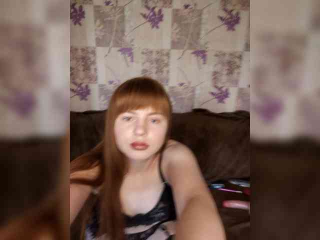 Loloshka222 webcam