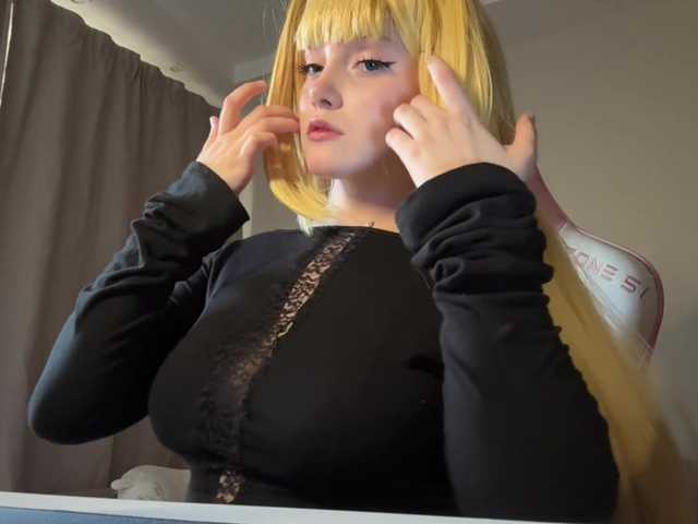 DetkaKonfetka1 live cam on BongaCams