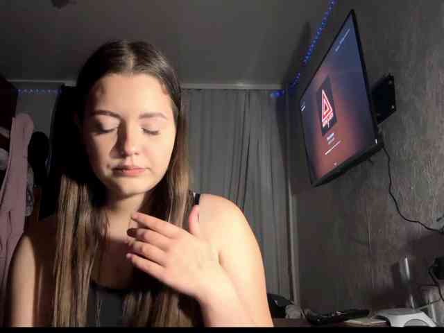 KoketkaLily webcam