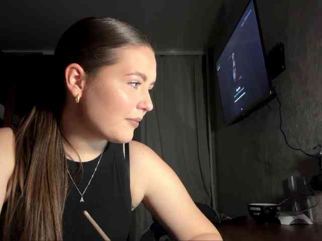 KoketkaLily webcam