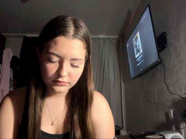 KoketkaLily webcam