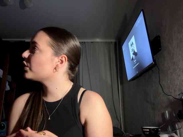 KoketkaLily webcam