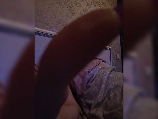 le modèle TvoyaMechtaAK47 est en webcam porno dans un show sur le site bongacams, il possède les tags suivants: White/Caucasian,Brunette,Shaved