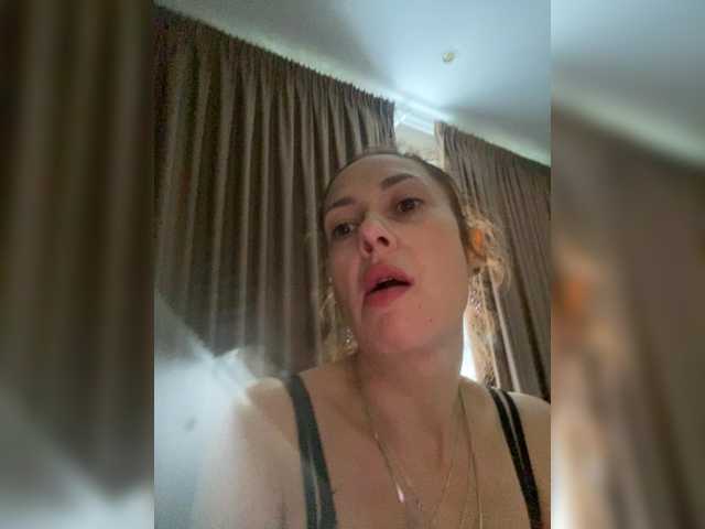 TvoyaMechtaAK47 live cam on BongaCams