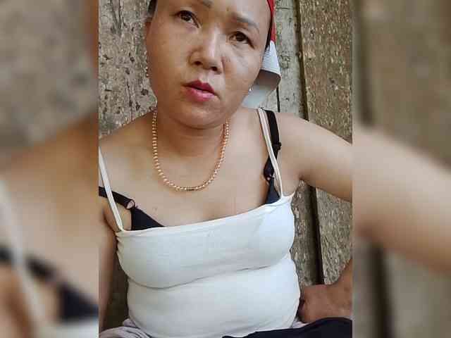 lyna23 webcam