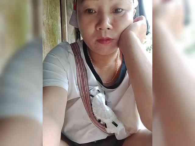 lyna23 webcam