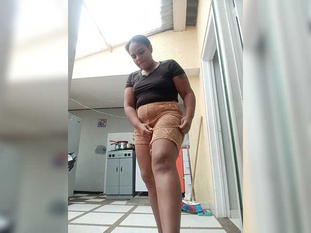 sexygirlbrown live cam on BongaCams