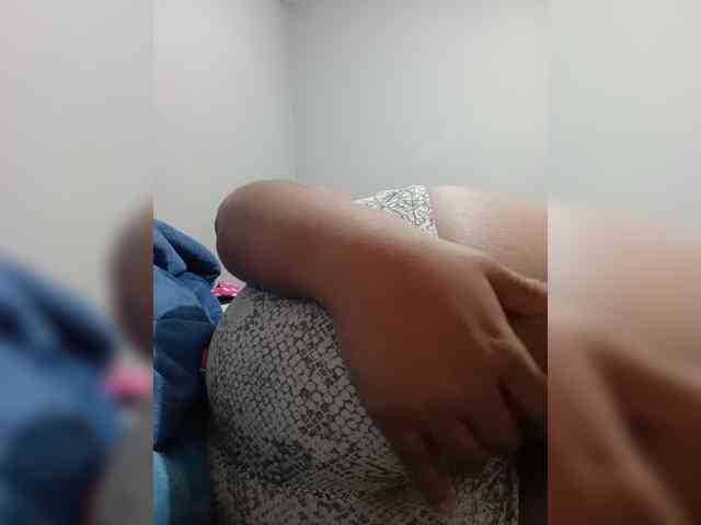 sexygirlbrown webcam