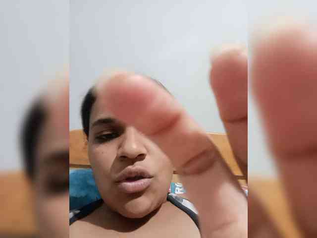 sexygirlbrown webcam