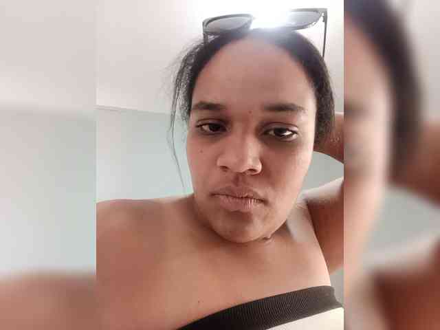 sexygirlbrown webcam