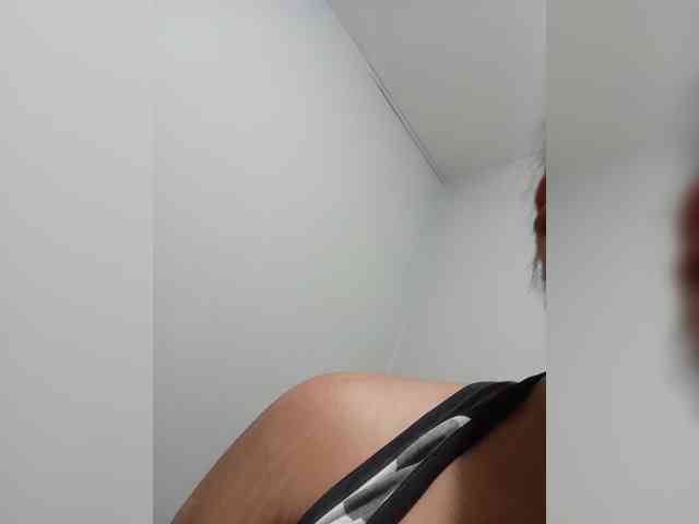 sexygirlbrown webcam