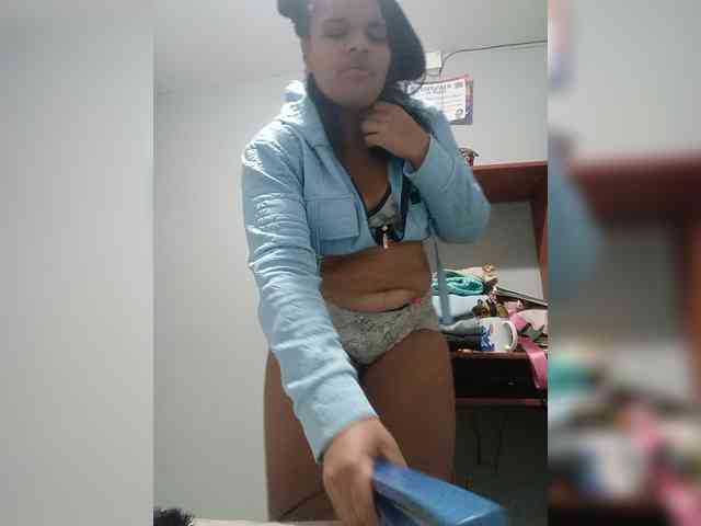 sexygirlbrown webcam