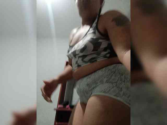 sexygirlbrown webcam