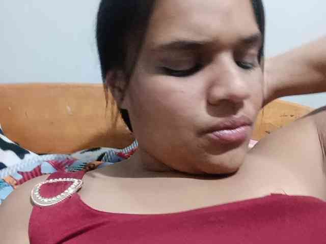 sexygirlbrown webcam