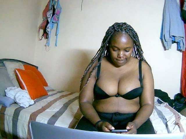 naughty-minx1 live cam on BongaCams