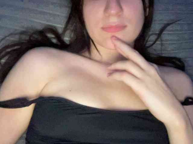 LadyInfinity webcam