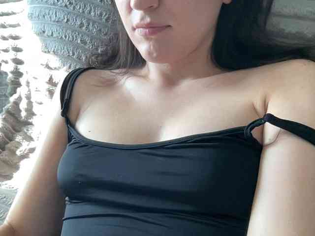 LadyInfinity webcam