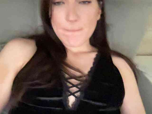 LadyInfinity webcam