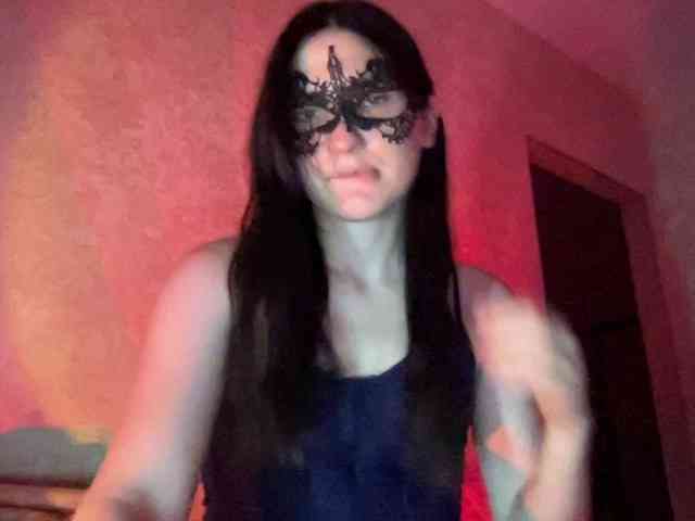 LadyInfinity webcam