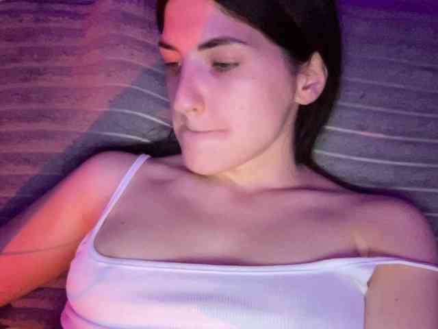 LadyInfinity webcam