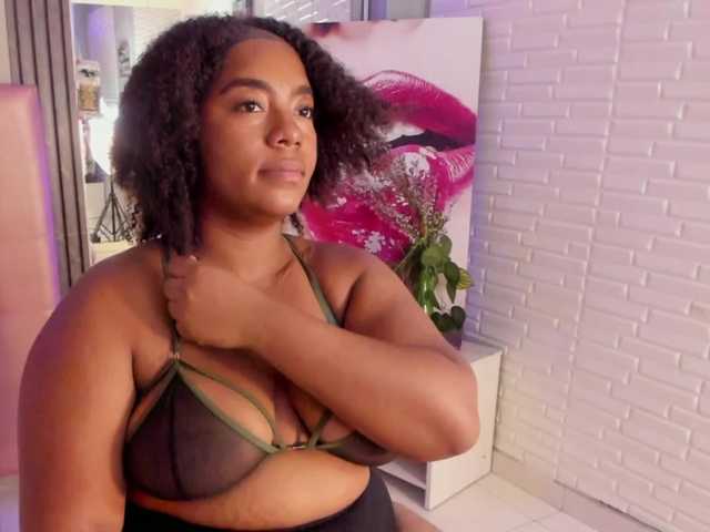 Stephanie-Wheeler live cam on BongaCams