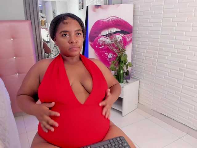 Stephanie-Wheeler live cam on BongaCams