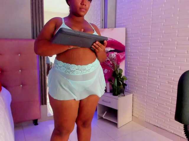 Stephanie-Wheeler live cam on BongaCams