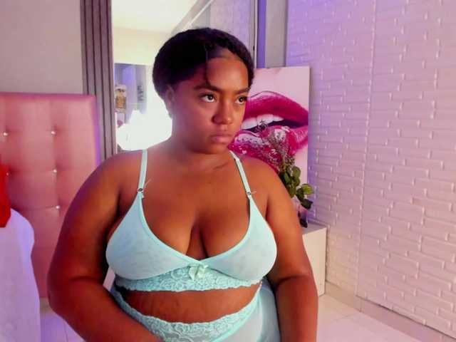 Stephanie-Wheeler live cam on BongaCams