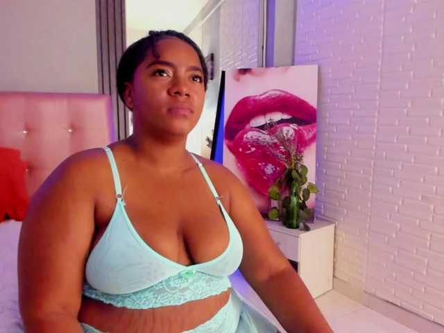 Stephanie-Wheeler live cam on BongaCams