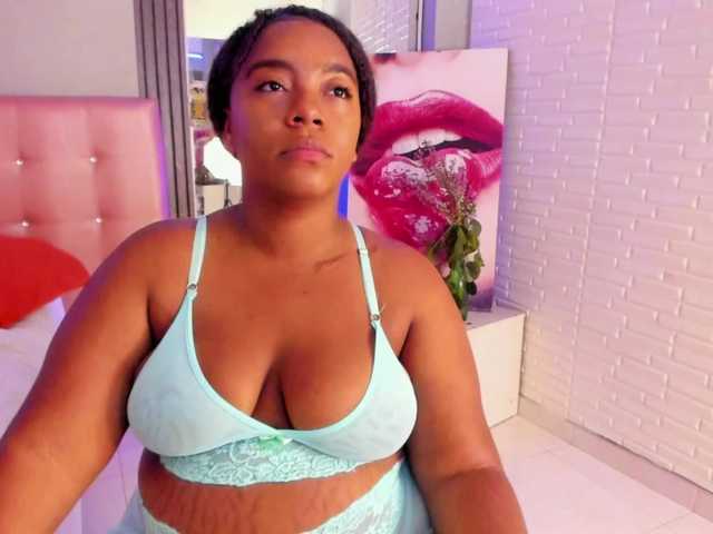 Stephanie-Wheeler live cam on BongaCams