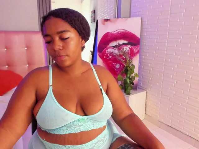 Stephanie-Wheeler live cam on BongaCams