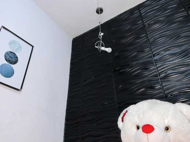 Kendra-Di-Marco live cam on BongaCams