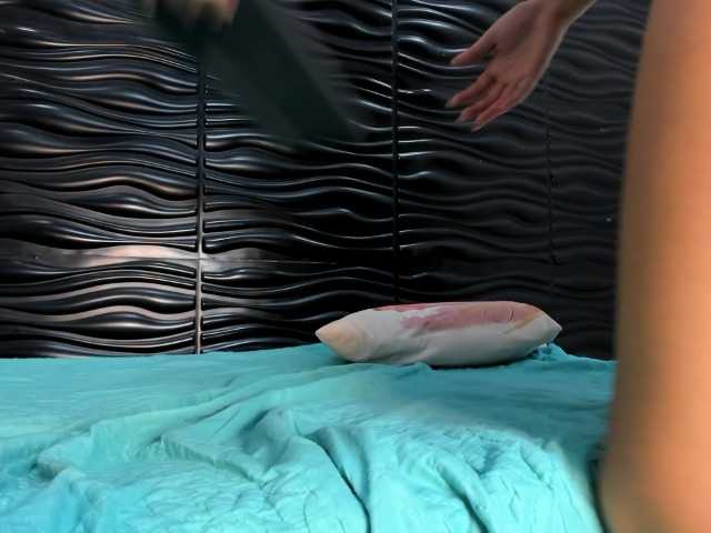 Kendra-Di-Marco live webcam show