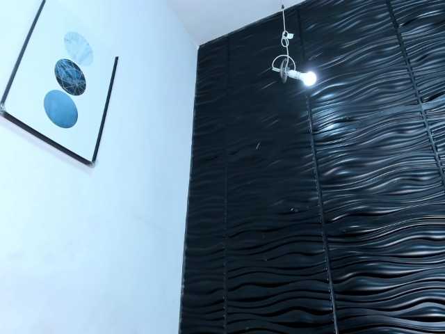Kendra-Di-Marco live cam on BongaCams