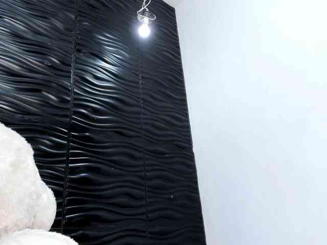 Kendra-Di-Marco webcam