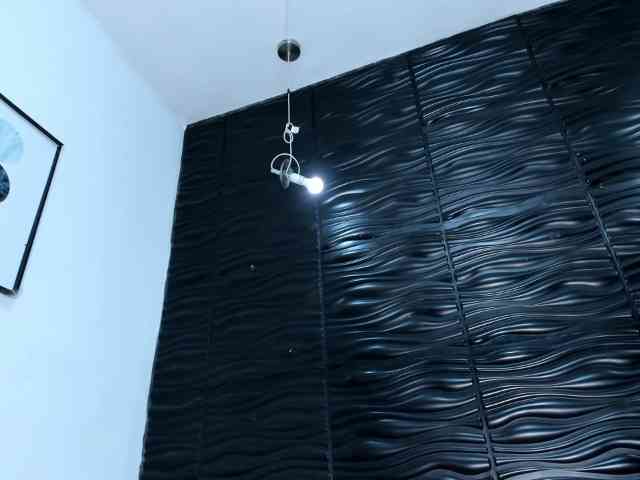 Kendra-Di-Marco webcam