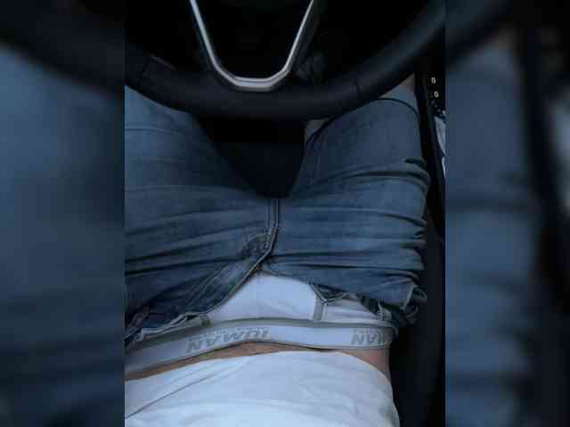 scoundrel39 Live Webcam on BongaCams