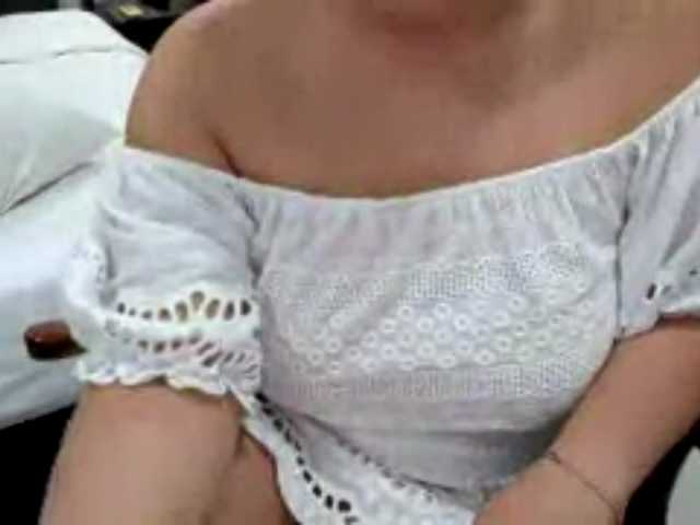 molliewaltman cam belle
