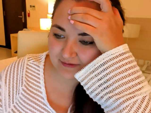 MollieWaltman live cam on BongaCams
