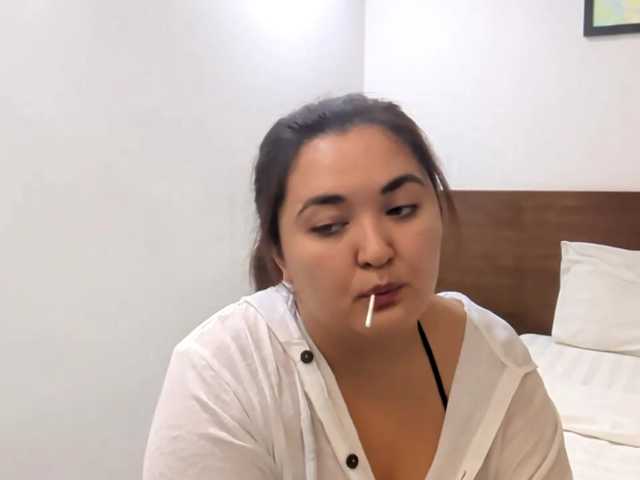 MollieWaltman live cam on BongaCams