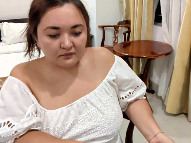 MollieWaltman live cam on BongaCams