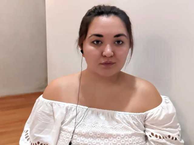 MollieWaltman live cam on BongaCams