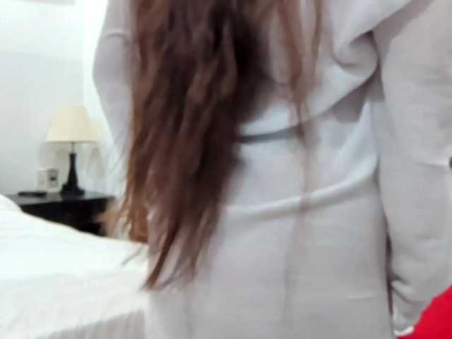 MollieWaltman live cam on BongaCams