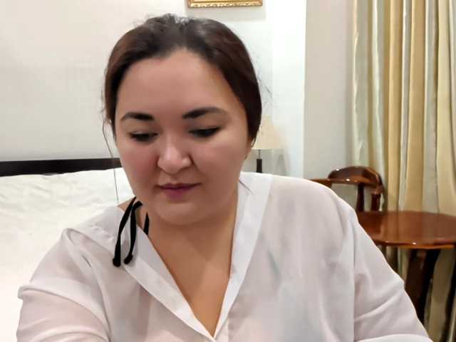 MollieWaltman live cam on BongaCams