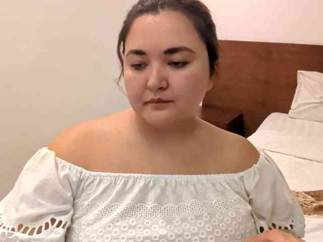 MollieWaltman webcam