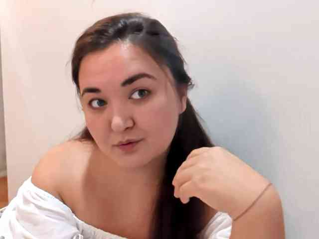 MollieWaltman webcam