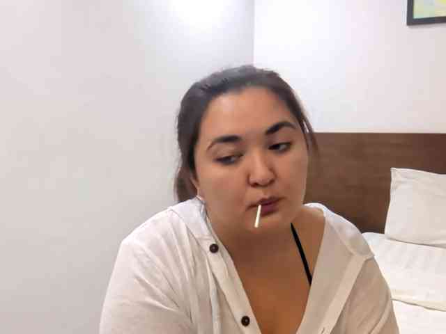 MollieWaltman webcam