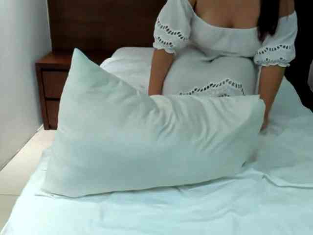 MollieWaltman webcam